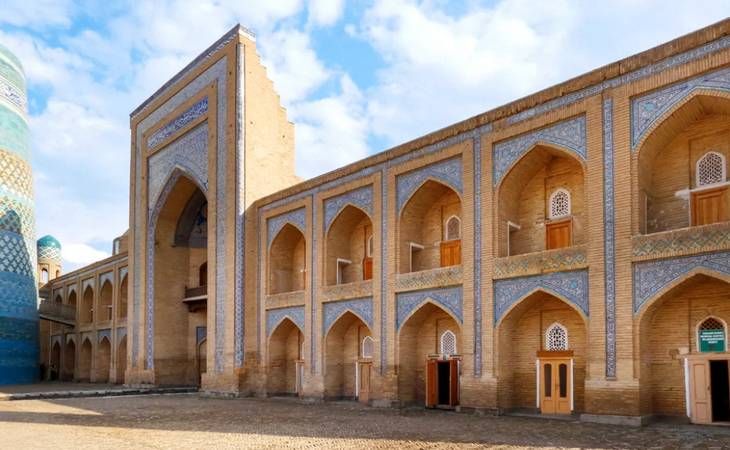 ТОП достопримечательностей Хивы — что посмотреть туристу в 2026 году (цены, режим работы, экскурсии)